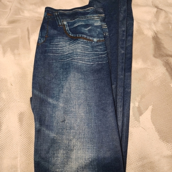 Stretchy Jeggings that look like Jeans. Never Worn. Small. - Picture 1 of 6